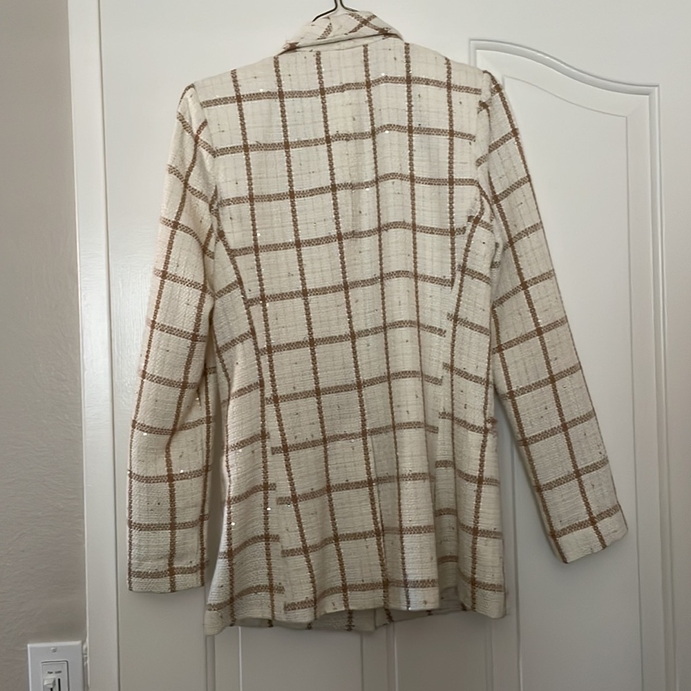 Plaid Suit - Picture 3 of 7